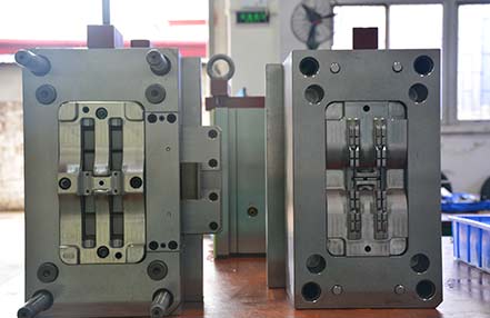  哪些因素會影響塑膠模具的壽命呢？