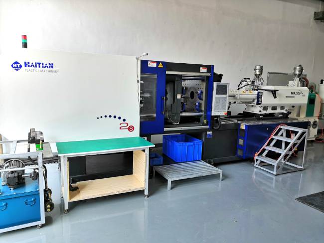 銘洋宇通精密模具加工注塑廠 銘洋宇通精密模具加工注塑廠