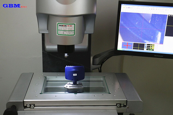 模具測(cè)量設(shè)備投影儀 模具測(cè)量設(shè)備投影儀