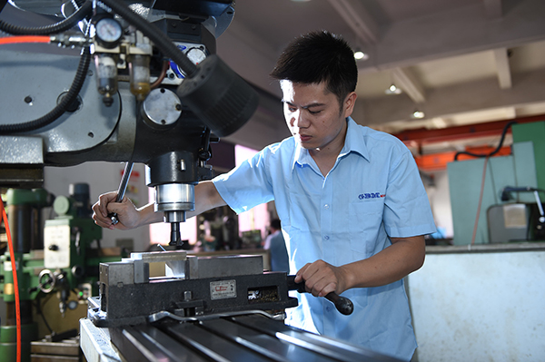 模具制造 模具制造