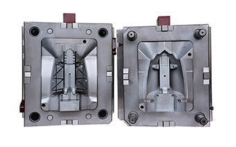 模具加工設備的選擇對注塑模具制造有什么影響？