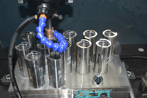 火花機加工廠 火花機加工廠