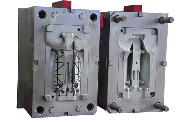 汽車注塑模具加工 汽車注塑模具加工