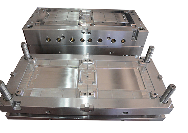 汽車注塑模具加工 汽車注塑模具加工