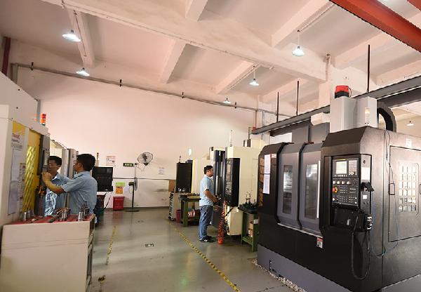 pc構(gòu)件模具廠家 pc構(gòu)件模具廠家