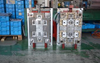 揭秘包膠模具離殼之謎，讓你的生產(chǎn)更順暢！