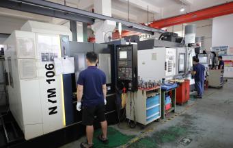 包膠模具使用中的關鍵問題及解決方案