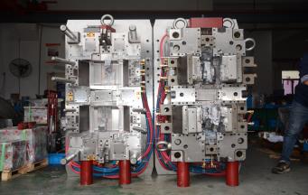 如何在注塑成型中實現高光澤度？